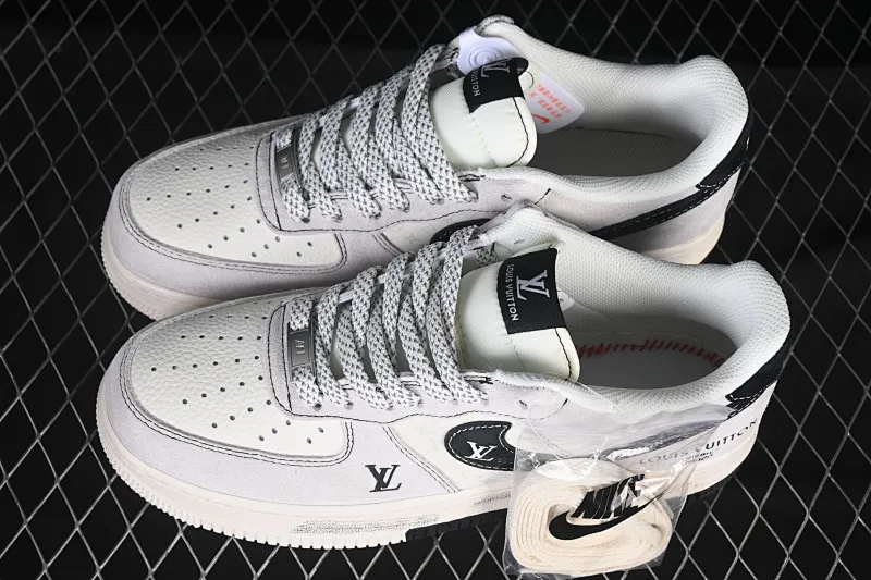 All categories Nk Air Force 1 Air Force series Nk Air Force 1 Low Air Force low top Nike Air Force 1'07 Low LV co-branded double spelled black graffiti Air Force 1 low top casual sneakers CX5050-Y06